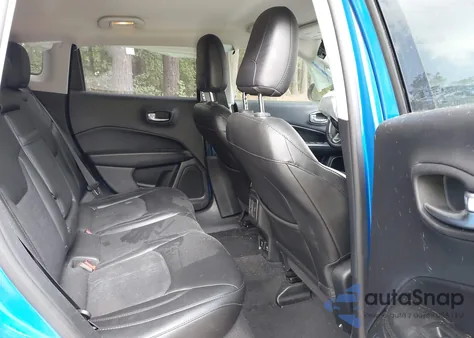 2018 Jeep Compass Altitude 4X4 from USA, damaged, VIN 3C4NJDBB2JT299195